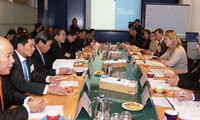 Vietnam, Holland boost cooperation in climate change adaptation